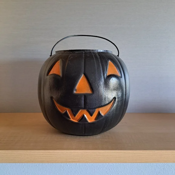 Vintage Black/Orange Pumpkin HALLOWEEN BUCKET - Picture 11 of 11